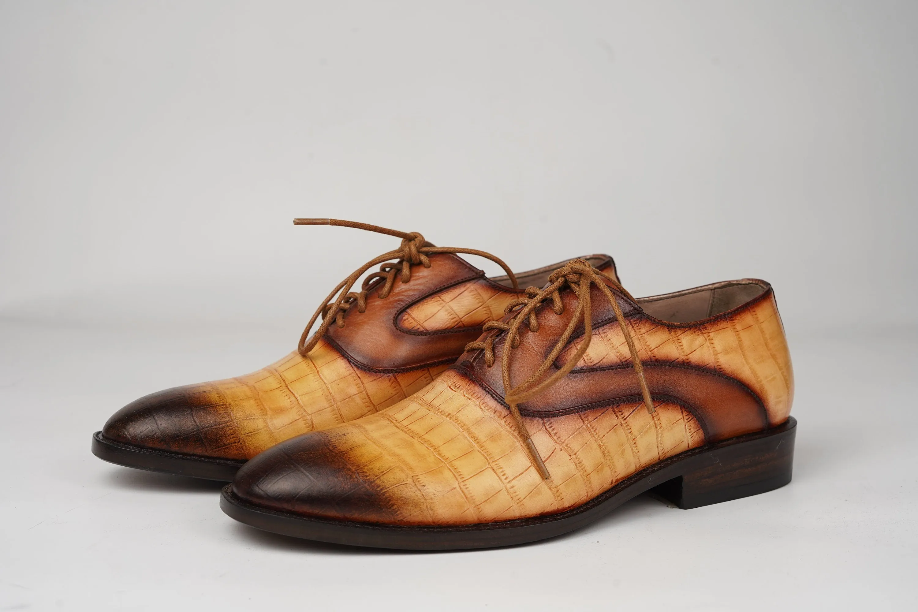 Hand Dyed Patina On Crocodile leather Plain Oxford Shoes, Hand Welted Made of full Grain Natural Crust leather